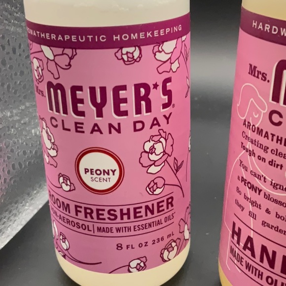 (4) Mrs. Meyers Clean Day Peony Scent Soap, Room Freshener, Cleaner, Concentrate - Picture 5 of 5